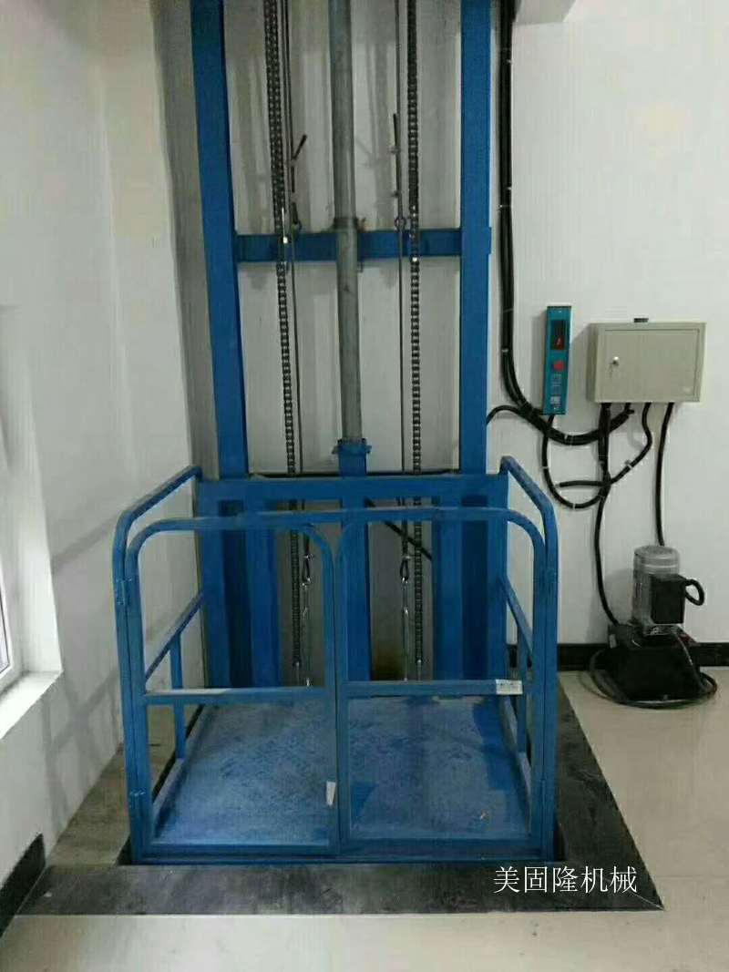 济宁单臂导轨式升降机厂家